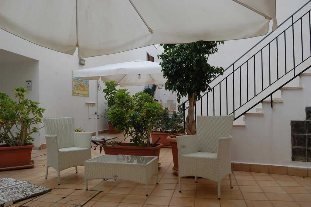Case Vacanza Vivaldi Marinella di Selinunte Exterior photo
